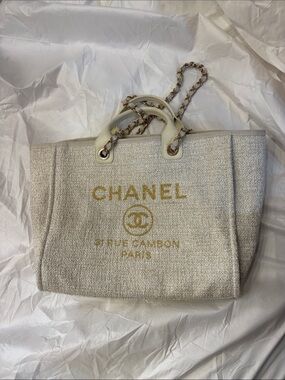 FLASH 🔥🔥🔥 today only !Chanel Deauville Tote LARGE Mixed Fibers